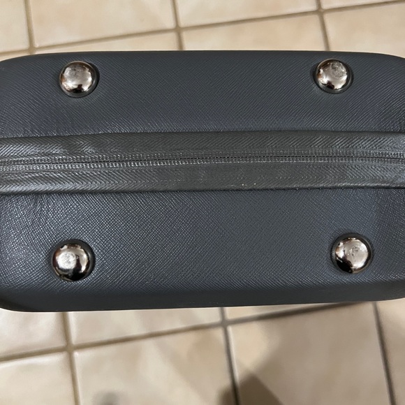 Young Living Essential Oils Carrying Case - Picture 9 of 10